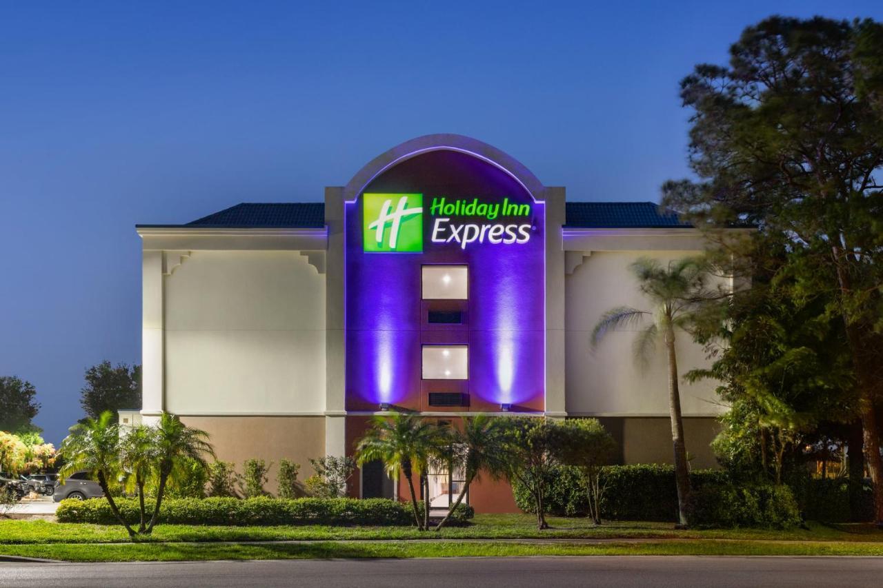 Holiday Inn Express Vero Beach-West I-95 By Ihg Exterior foto