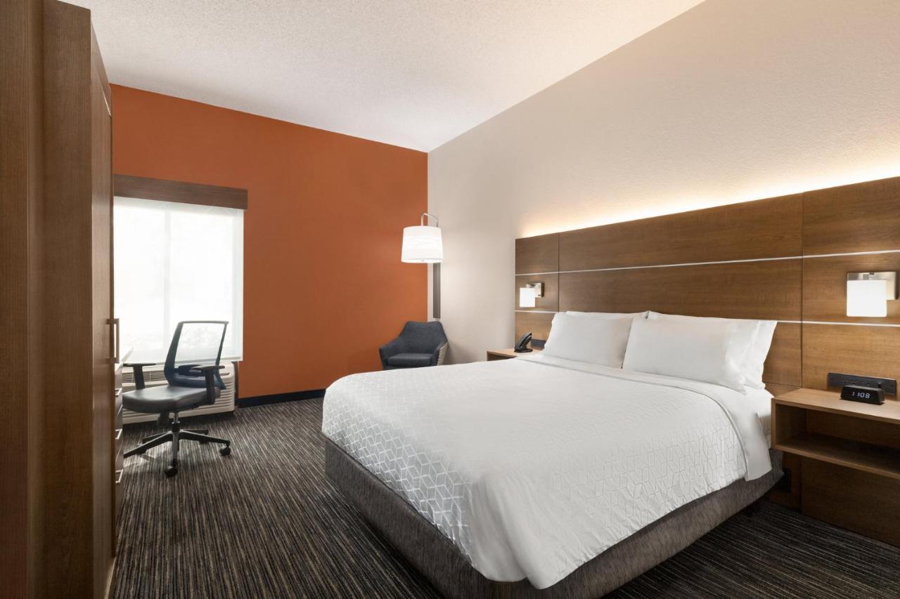 Holiday Inn Express Vero Beach-West I-95 By Ihg Exterior foto